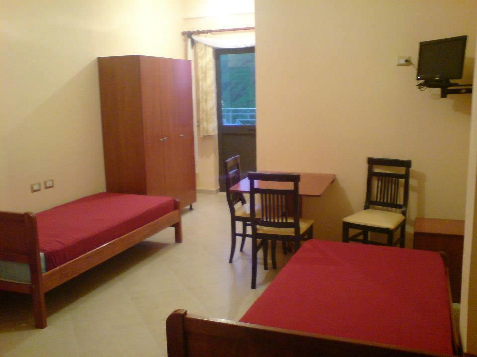 Hotel Natyra E Qete Peshkopi Ngoại thất bức ảnh